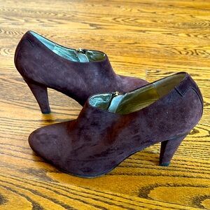 Taryn Rose Brown Suede Shooties